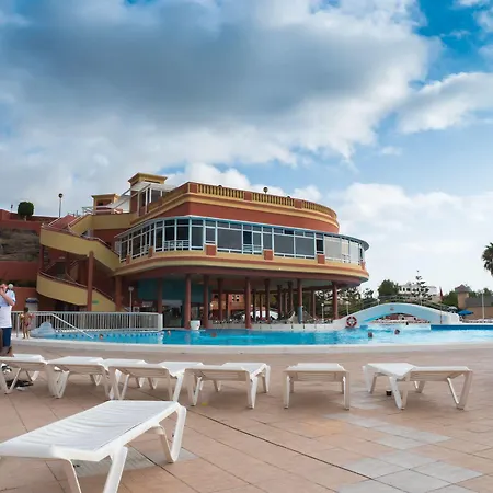 Laguna Park 2 2* أذيخي