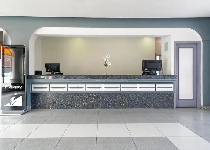 Laguna Park 2 2* Costa Adeje (Tenerife)