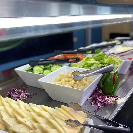 מלון דירות Laguna Park 2 2*