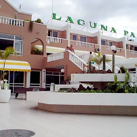 Apart-hotel Laguna Park 2 2*