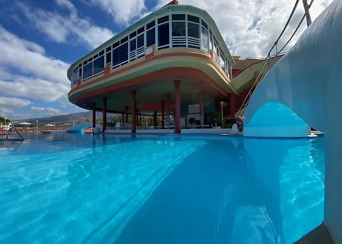 라구나 파크 2 아파트호텔 아데제